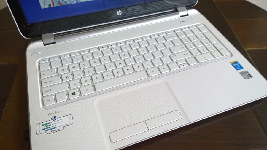 HP-Pavilion-15-n209tx-Notebook-PC-Keyboard-1024x576.jpg