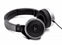 [ebay]AKG Tiesto K67 Professional DJ Headphones (29.99/Free)